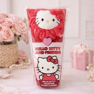 Hello Kitty Valentine Plush Flower Sanrio Gift Bouquet NWT Cute Kawaii